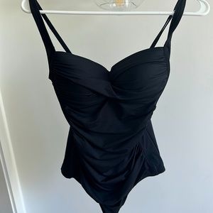 Women’s Billabong One piece costume Black Size Australian 10/ US 6